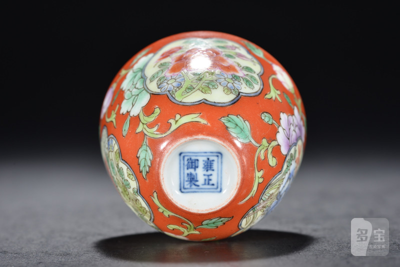 清 珐琅彩珊瑚地开光花卉杯 - 图6